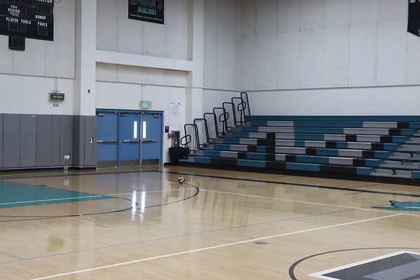 MalibuHigh LowerBBallCourt Int - 7 of 38
