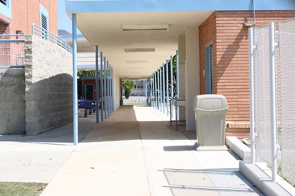 MalibuHigh cafeteria Ext