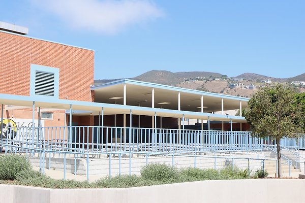 MalibuHigh cafeteria Ext - 2 of 3