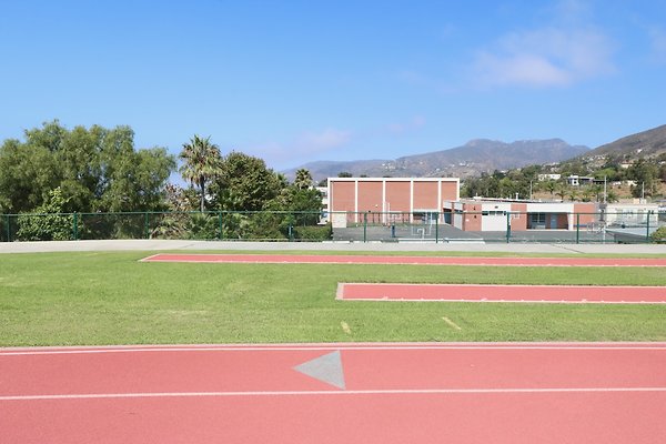 MalibiHigh Track - 15 of 54
