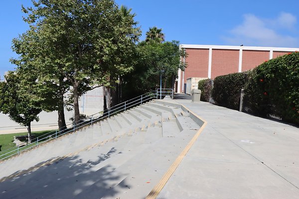 MalibuHigh amphitheater - 27 of 28
