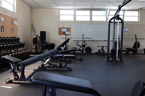 MalibuHigh WeightRoom 1 - 2 of 31