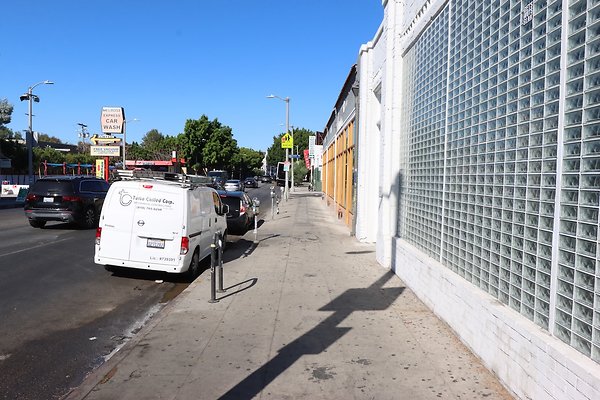 Cast 14024 Street