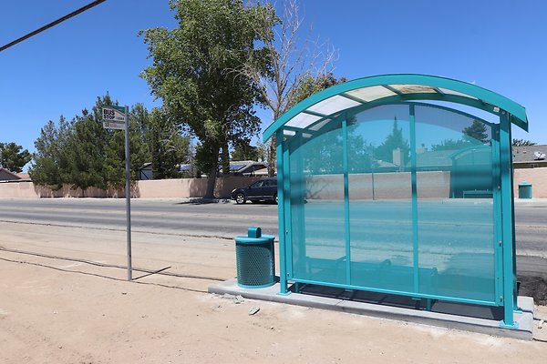Adelanto Chamberlaine BusStop - 28 of 40