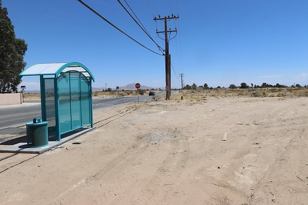 Adelanto Chamberlaine BusStop - 34 of 40