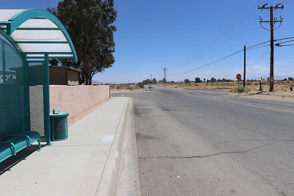 Adelanto Chamberlaine BusStop - 9 of 40