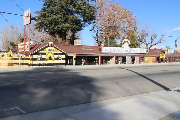 CharlieBrown restaurant - 38