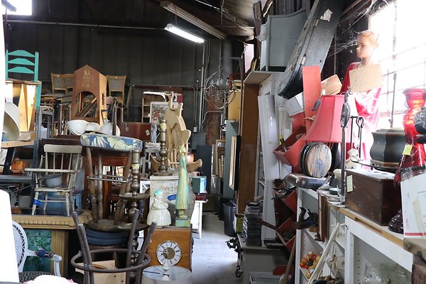 AntiqueBarn - 23