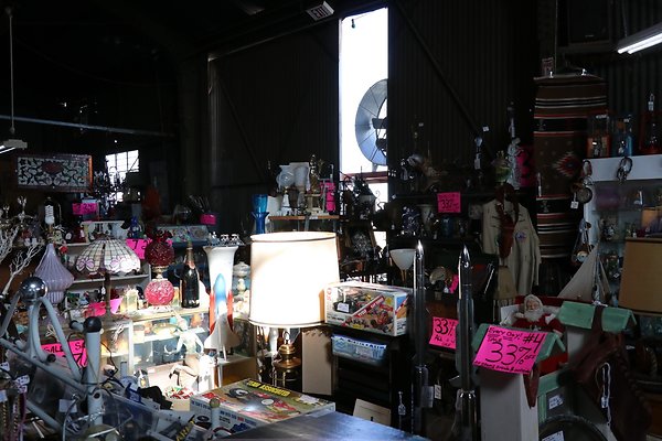 AntiqueBarn - 03