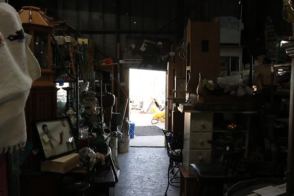 AntiqueBarn - 15