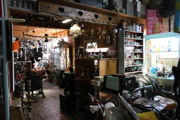 AntiqueBarn - 41