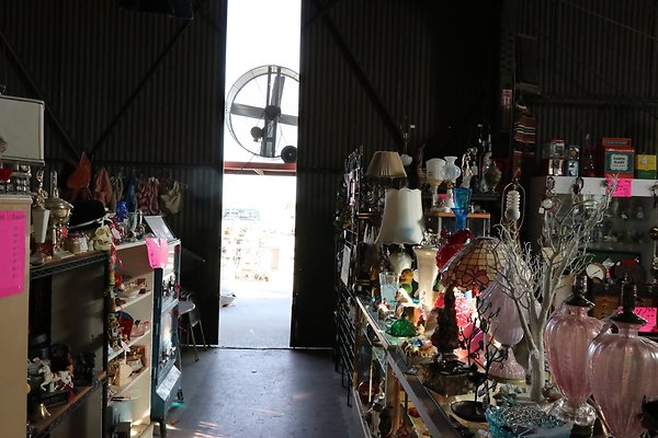AntiqueBarn - 09