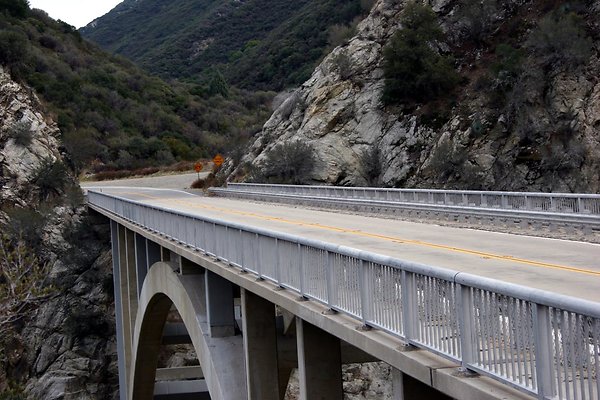 big tujunga bridge 3 - AppleMark