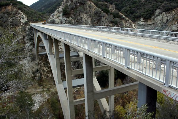big tujunga bridge 2 - AppleMark