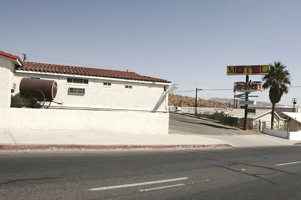 Barstow TheTorchesMotel - 02