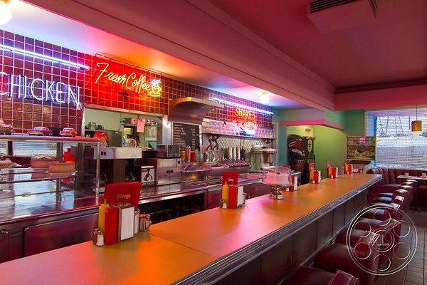 diner-1 image 11