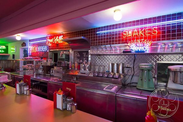 diner-1 image 13