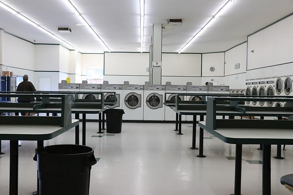 3871Western laundromat - 008