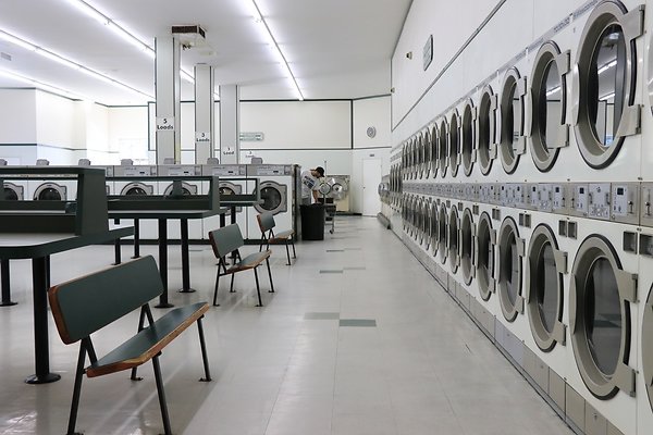 3871Western laundromat - 010