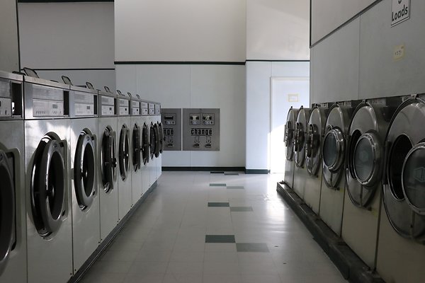 3871Western laundromat - 022