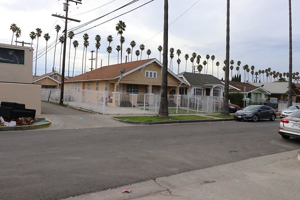 LA 55th Western - 21 of 24