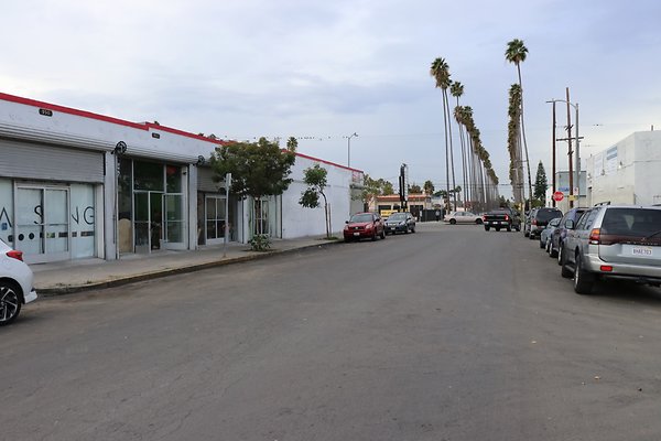 LA 55th Western - 2 of 24