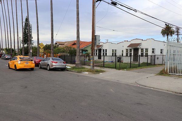 LA 55th Western - 19 of 24