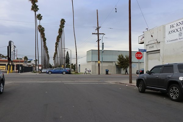LA 55th Western - 7 of 24