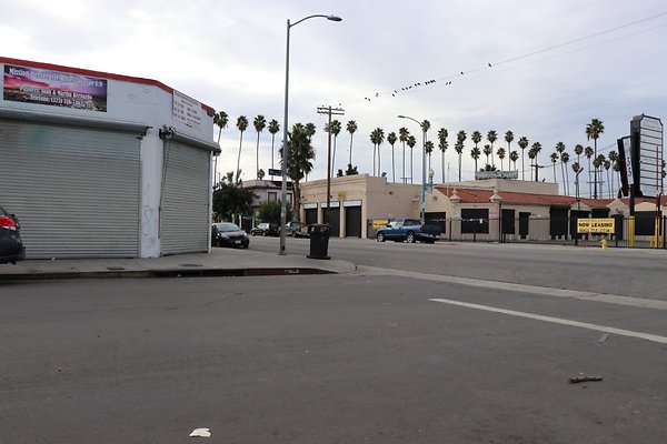 LA 55th Western - 9 of 24