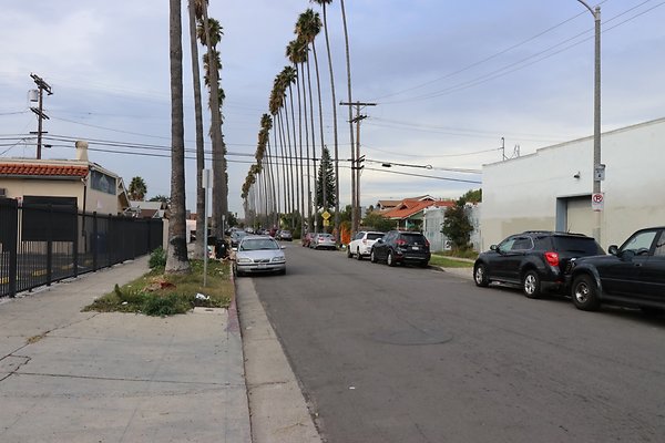LA 55th Western - 12 of 24