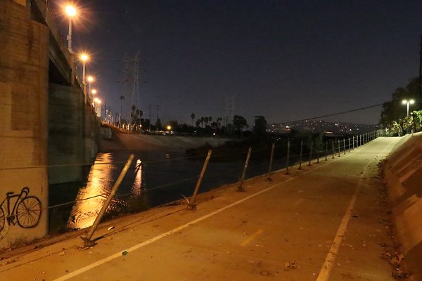 LAriver Fletcher - 8 of 31