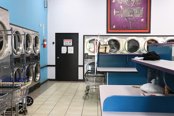 VermontLaundryOfHollywood - 16