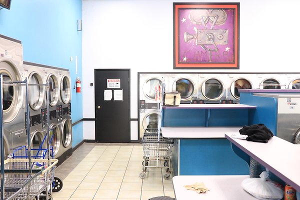 VermontLaundryOfHollywood - 15
