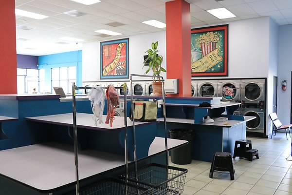 VermontLaundryOfHollywood - 10