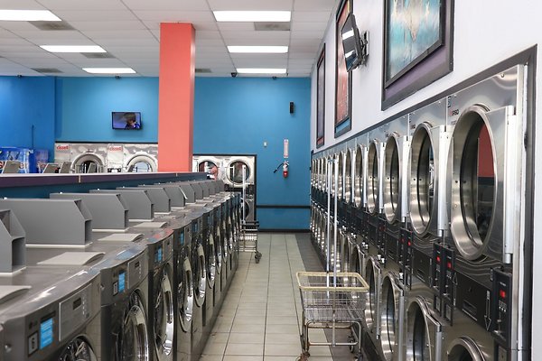 VermontLaundryOfHollywood - 05