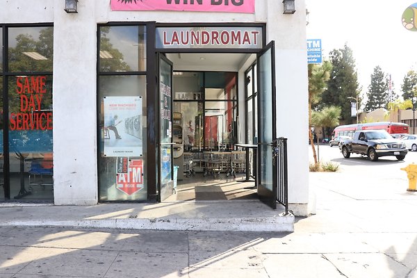 VermontLaundryOfHollywood - 25
