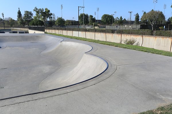 Bellflower Caruthers Skatepark - 007
