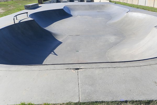 Bellflower Caruthers Skatepark - 058