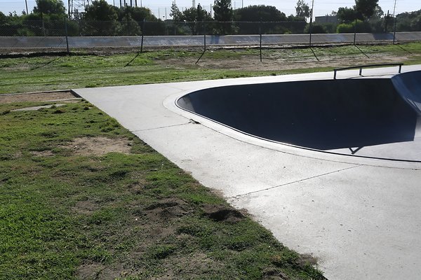 Bellflower Caruthers Skatepark - 053