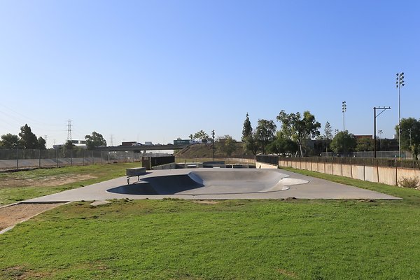 Bellflower Caruthers Skatepark
