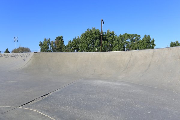 Bellflower Caruthers Skatepark - 035