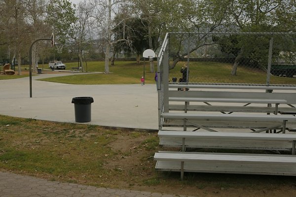 Verdugo Park plgrnd - 31
