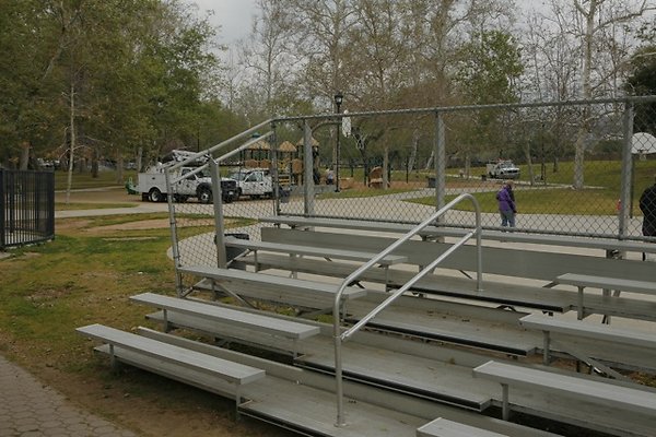 Verdugo Park plgrnd - 29