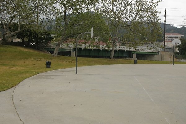 Verdugo Park plgrnd - 17