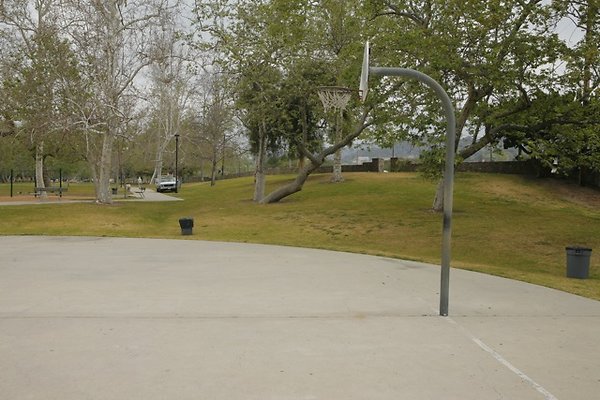 Verdugo Park plgrnd - 25