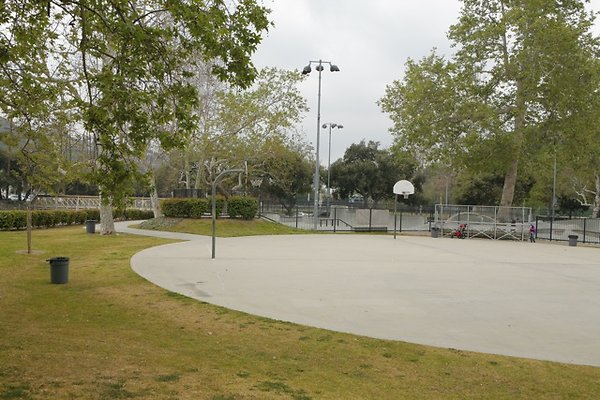 Verdugo Park plgrnd - 22