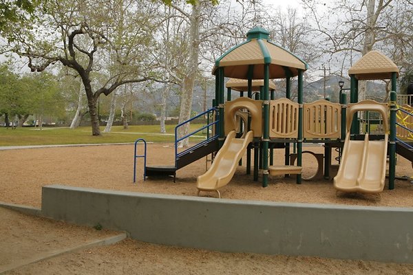 Verdugo Park plgrnd - 11