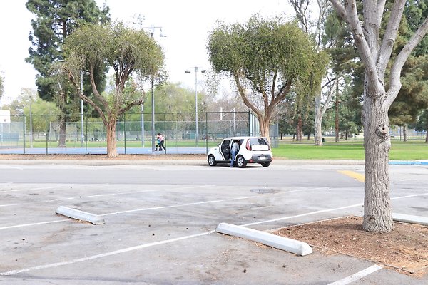 EldordoEast Basketball parking - 03