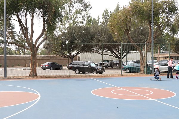 EldordoEast Basketball parking - 25