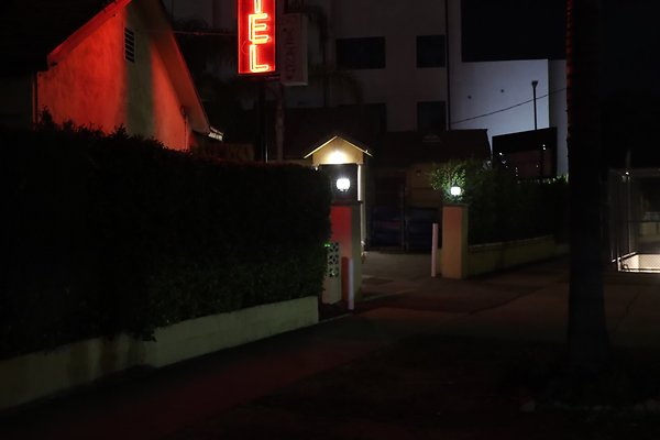RoseBowlMOtel EagleRock - 2 of 28